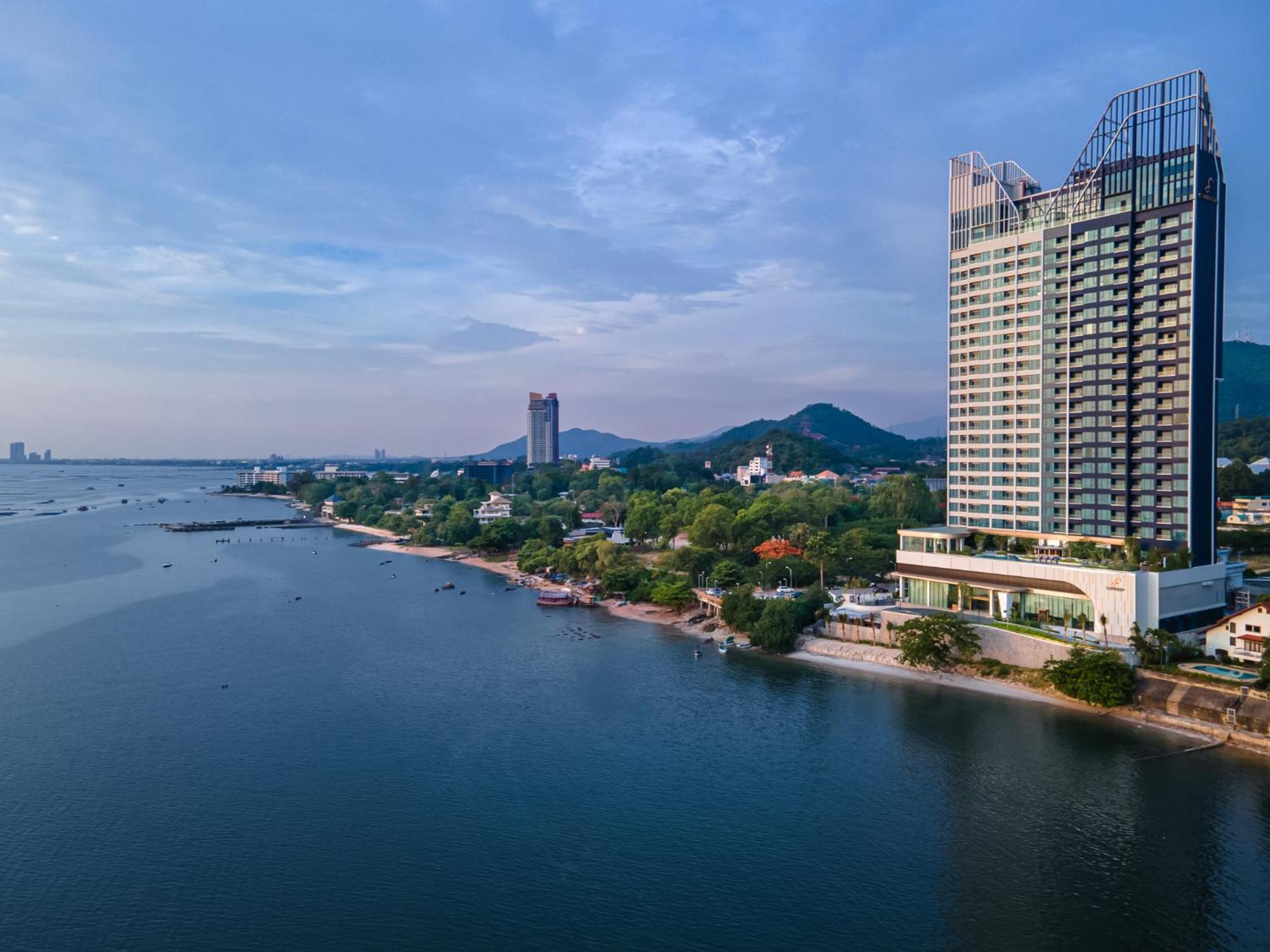 S Sriracha Hotel & Residence Si Racha Buitenkant foto